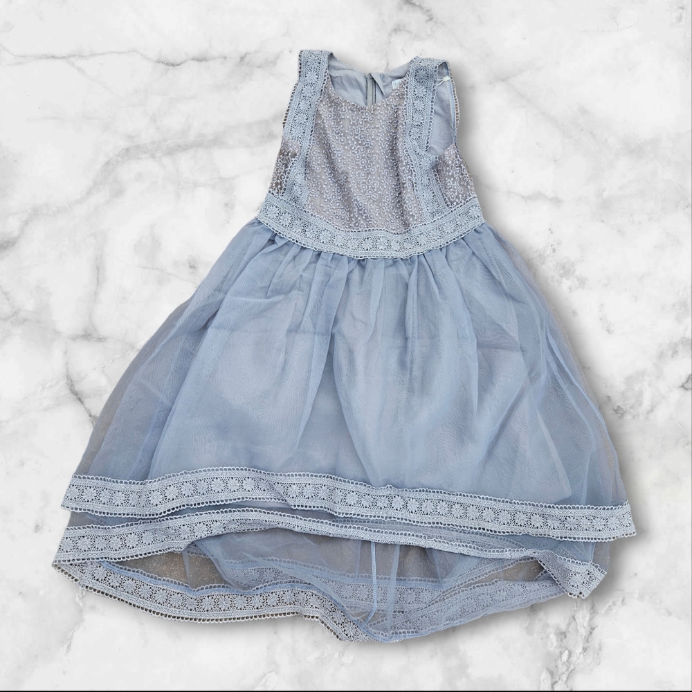 Nordstrom Trish Scully gray blue elegant dress with laces and floral icy design.